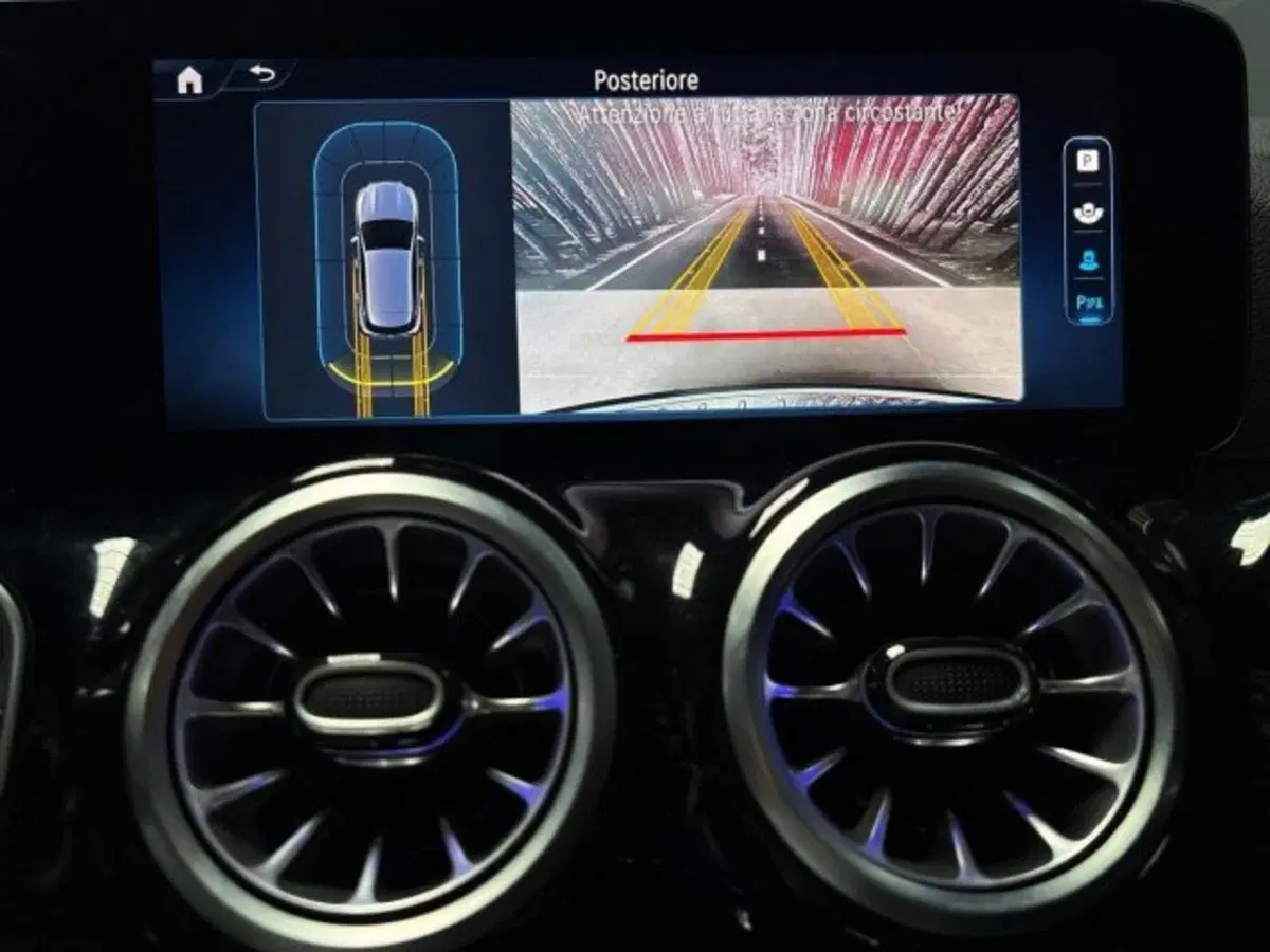 Mercedes-Benz GLA SUV usata a Bologna (12)