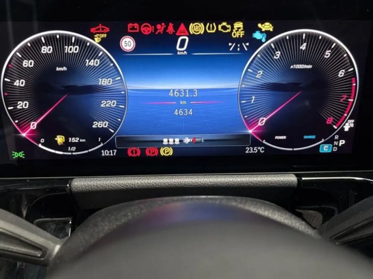 Mercedes-Benz GLA SUV usata a Bologna (13)