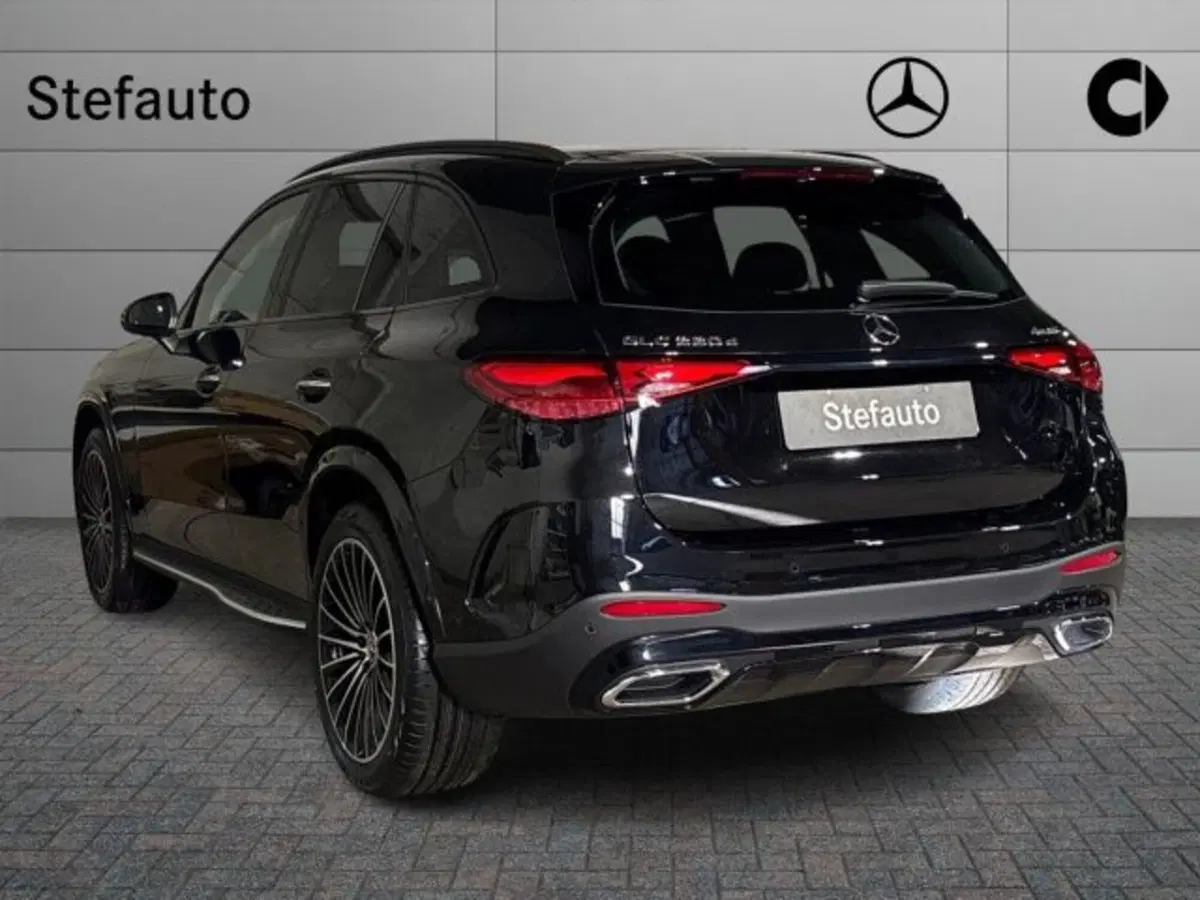 Mercedes-Benz GLC nuova a Bologna (5)