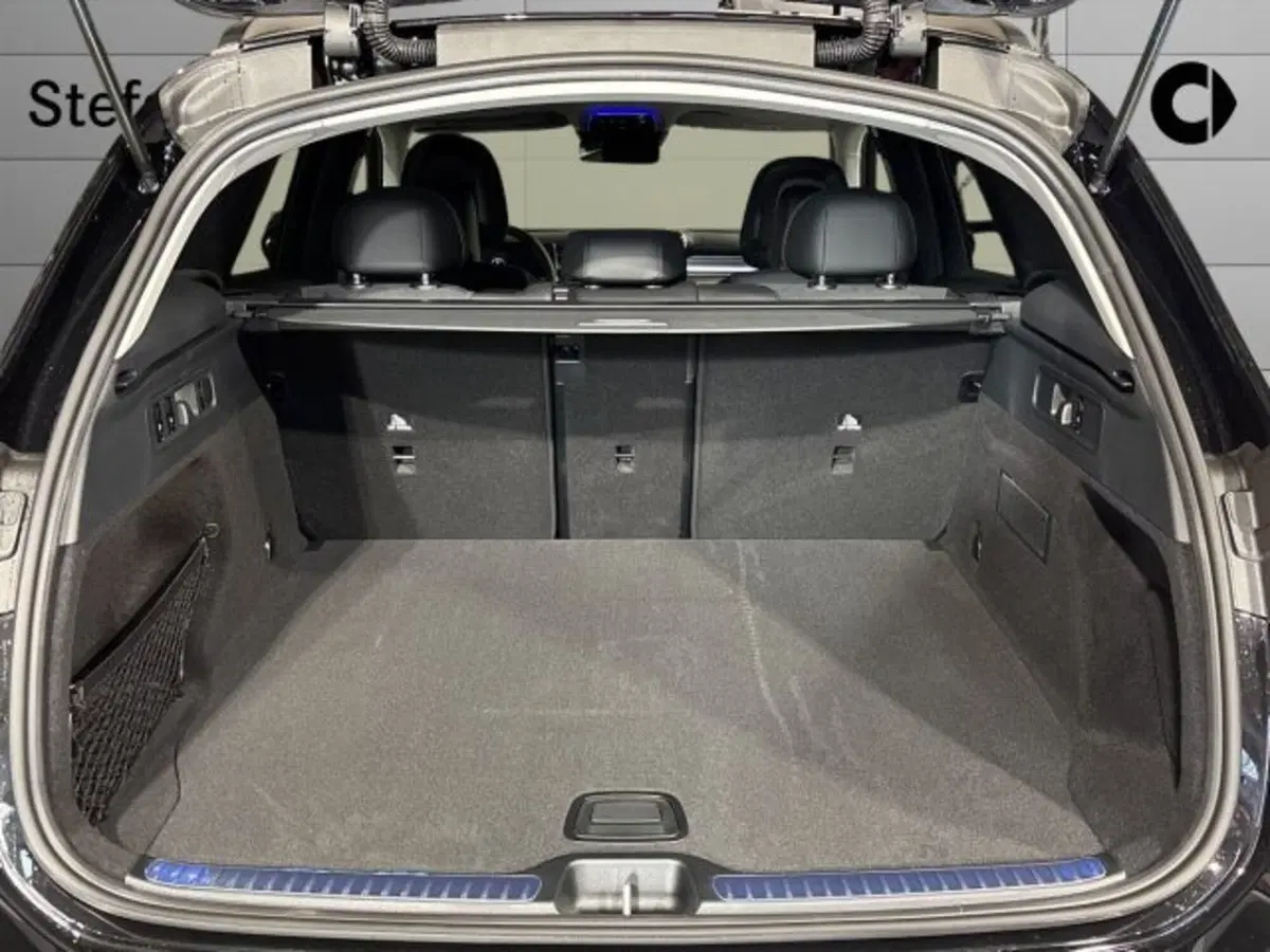 Mercedes-Benz GLC nuova a Bologna (7)