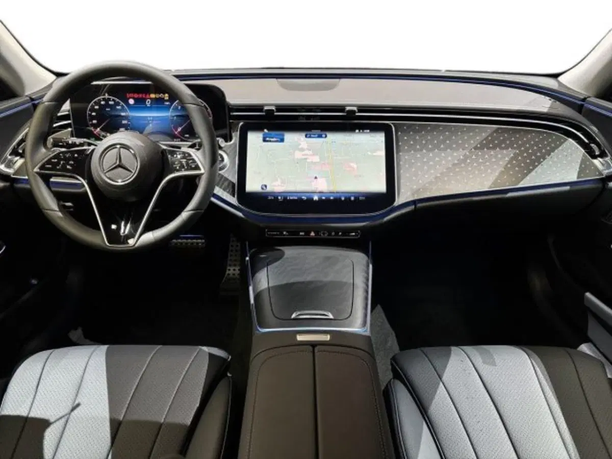 Mercedes-Benz Classe E Station Wagon nuova a Bologna (13)