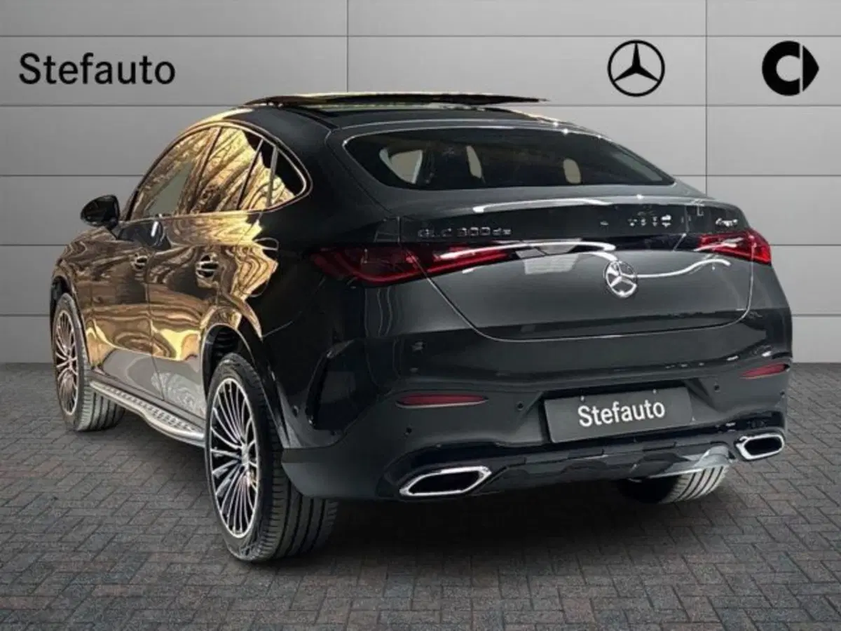 Mercedes-Benz GLC nuova a Bologna (5)