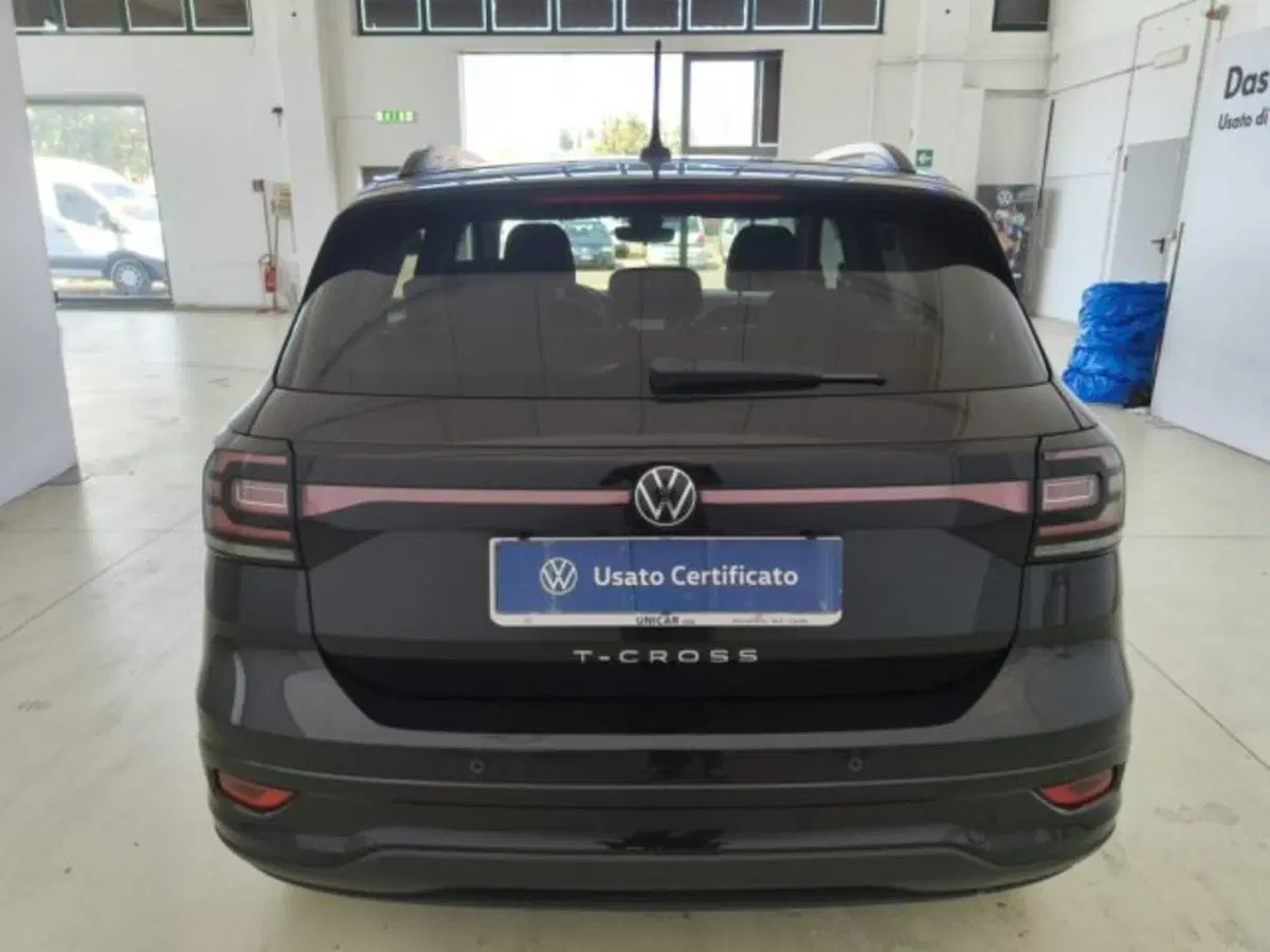 Volkswagen T-Cross usata a Cuneo (6)