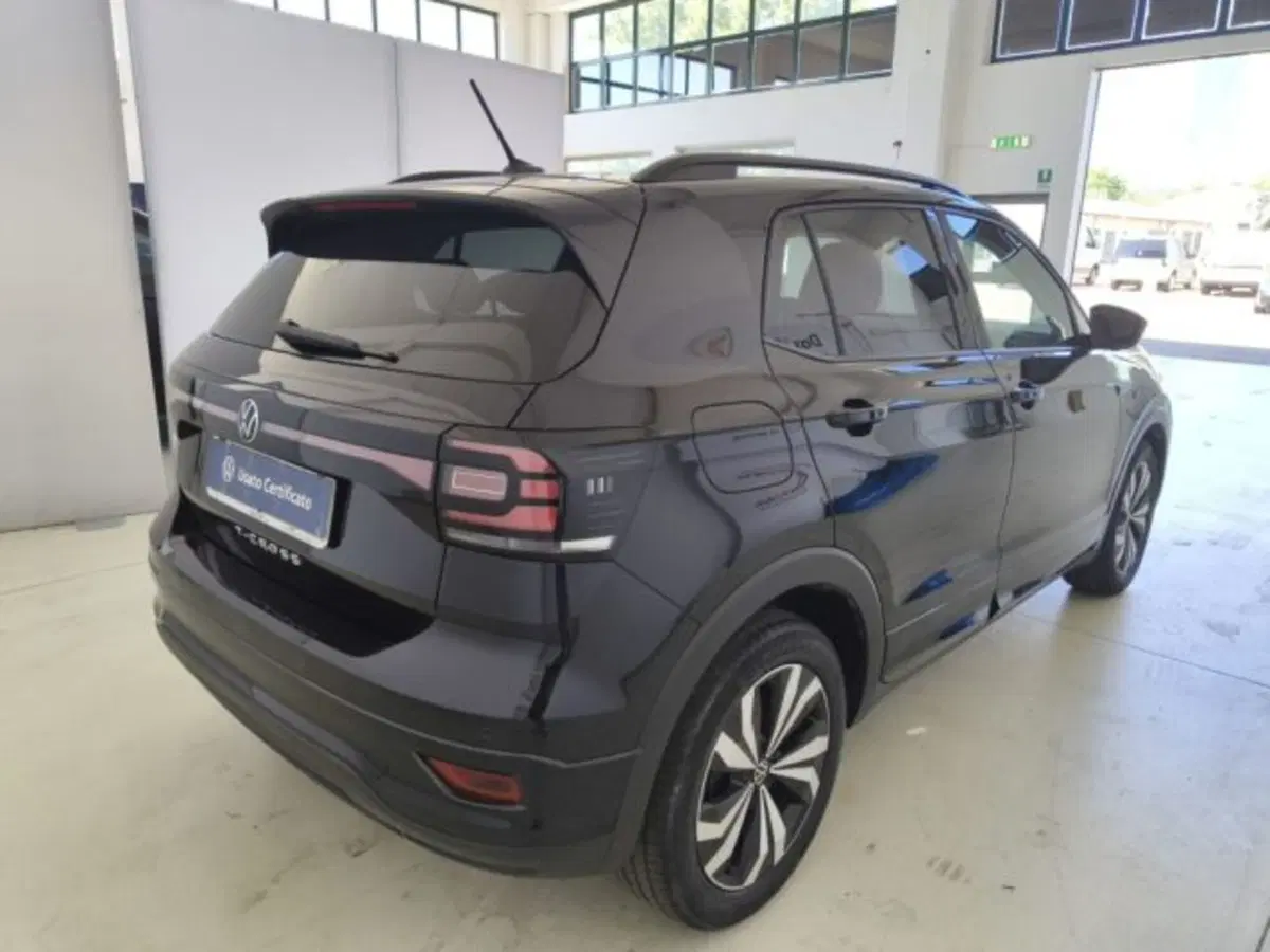 Volkswagen T-Cross usata a Cuneo (7)