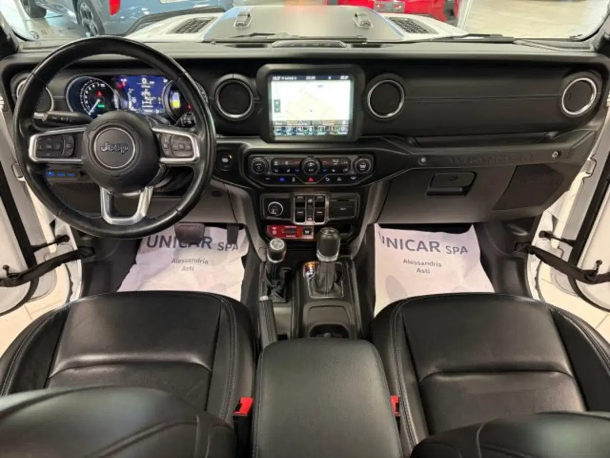 Jeep Wrangler Unlimited usata a Cuneo (9)