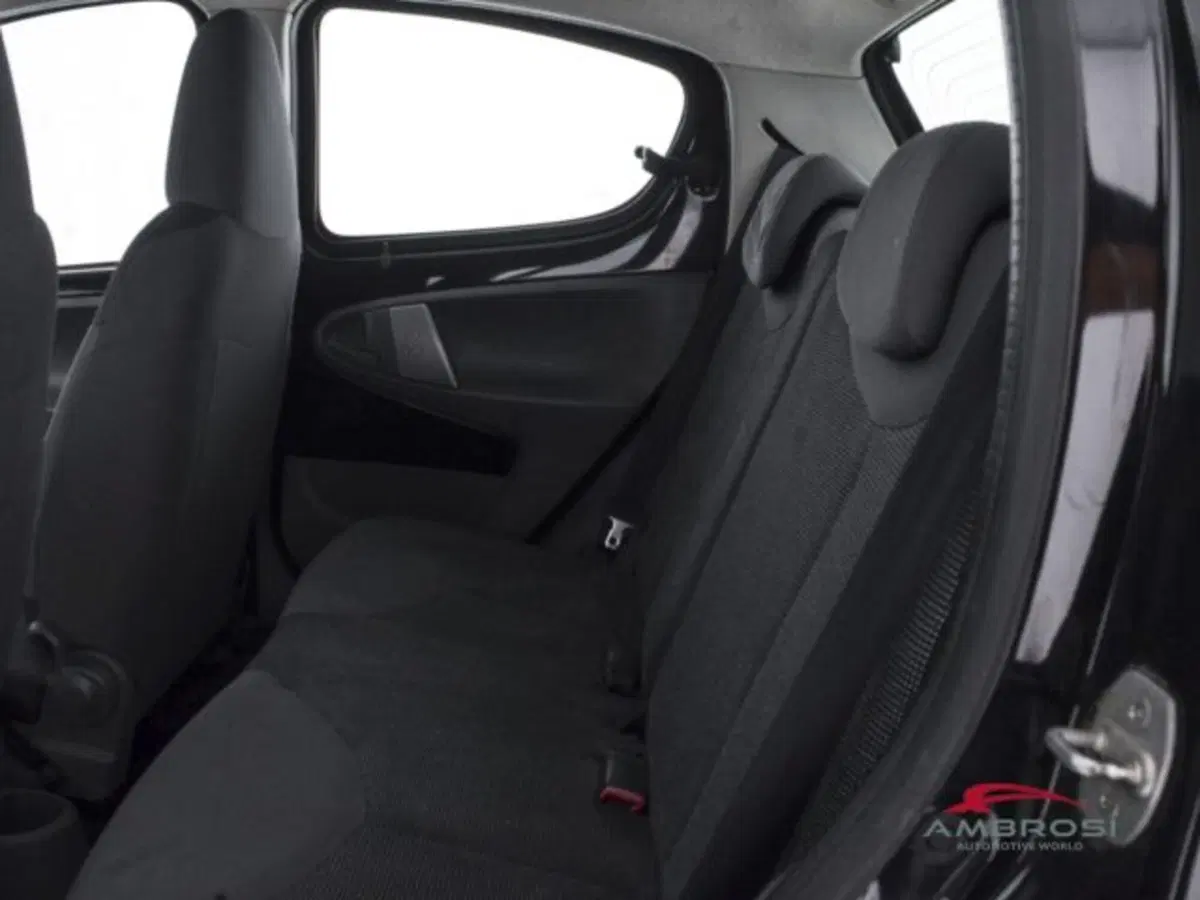 Peugeot 107 usata a Perugia (10)