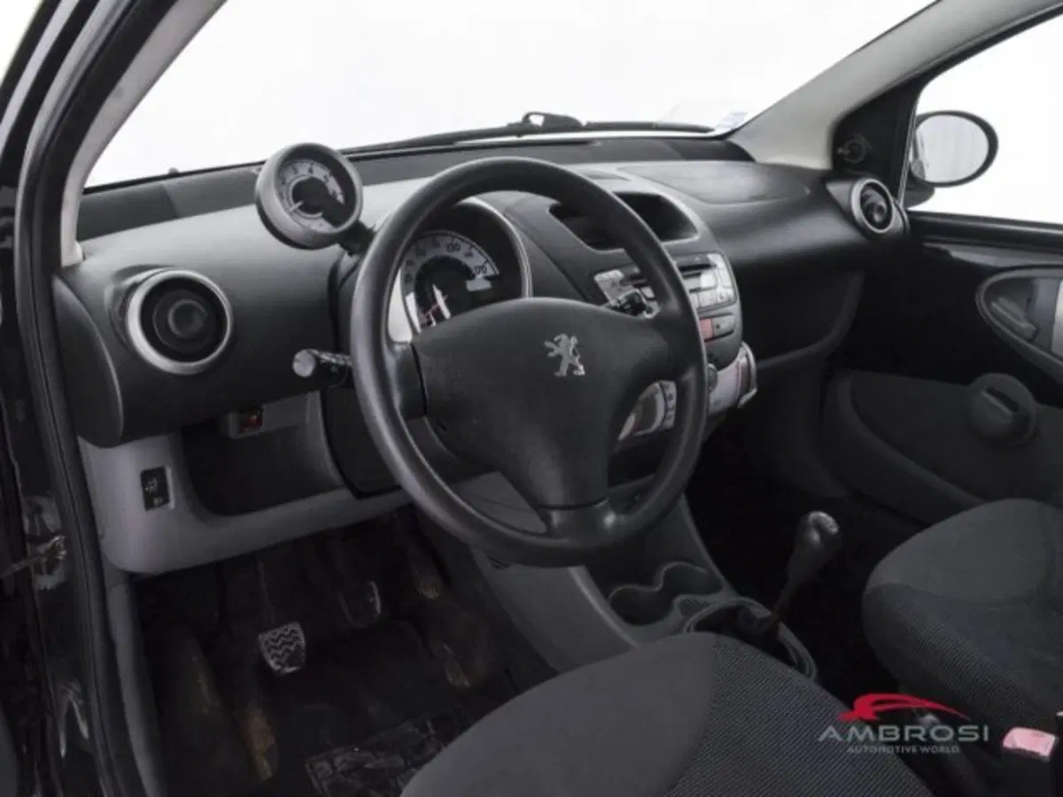 Peugeot 107 usata a Perugia (8)