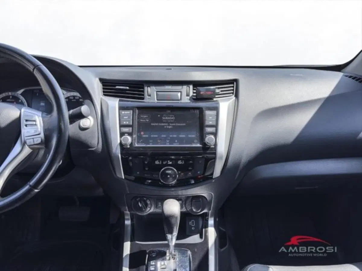 Nissan Navara usata a Perugia (14)