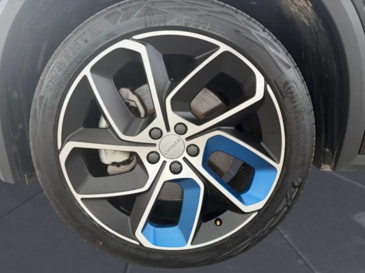 Lynk & Co 01 usata a Treviso (16)