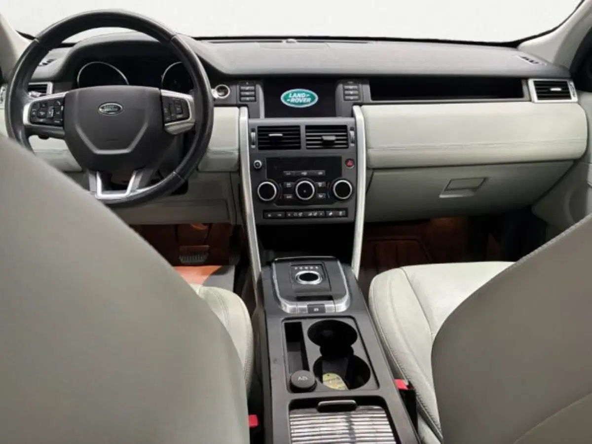 Land Rover Discovery Sport usata a Treviso (13)
