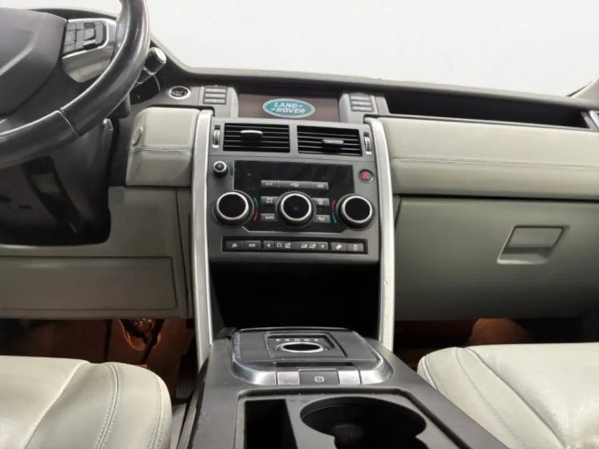 Land Rover Discovery Sport usata a Treviso (14)