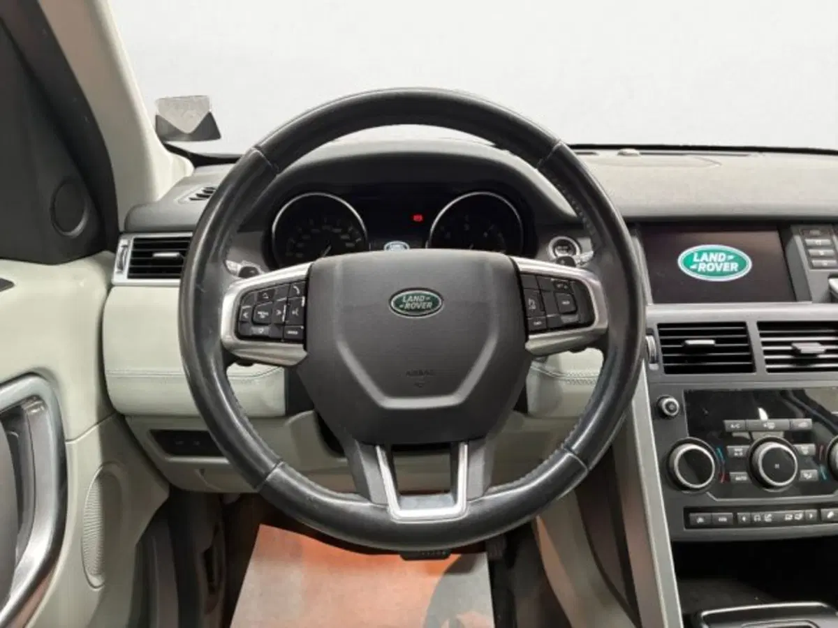 Land Rover Discovery Sport usata a Treviso (15)