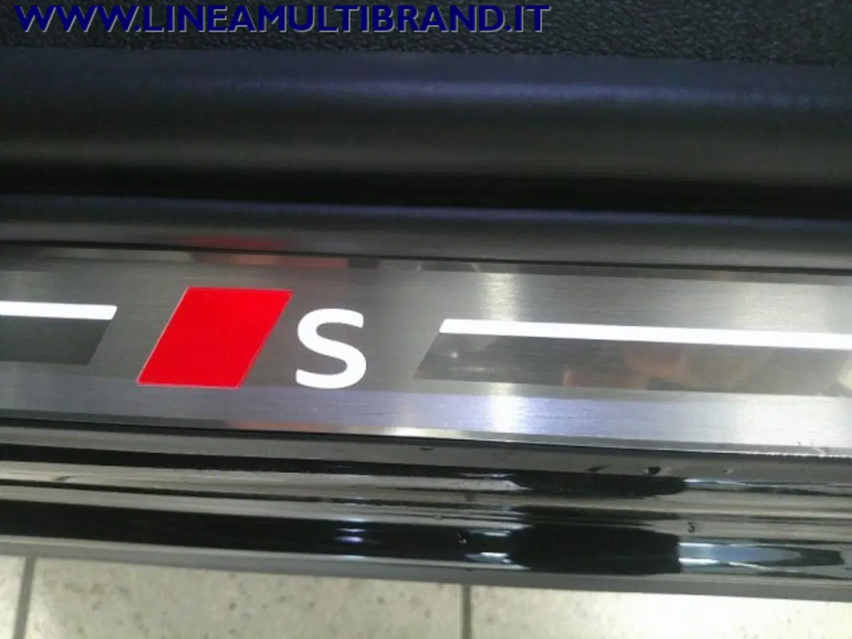 Audi Q3 Sportback nuova a Piacenza (10)