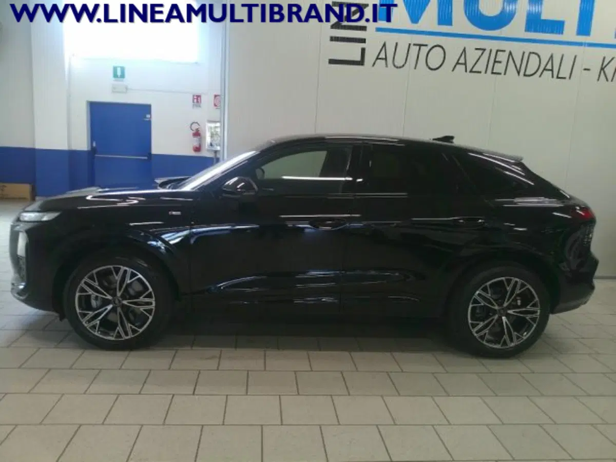Audi Q3 Sportback nuova a Piacenza (6)