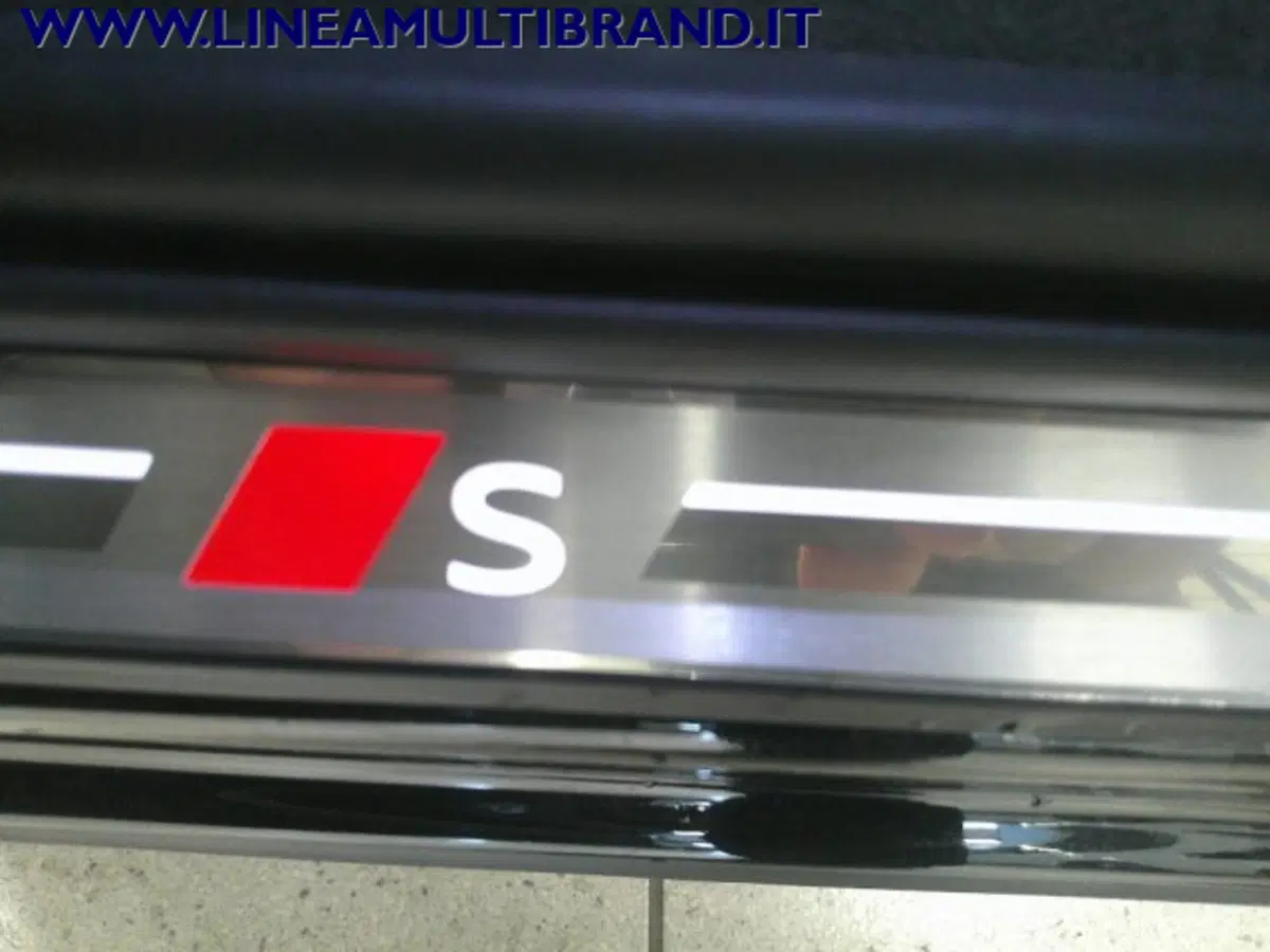 Audi Q3 Sportback nuova a Piacenza (9)