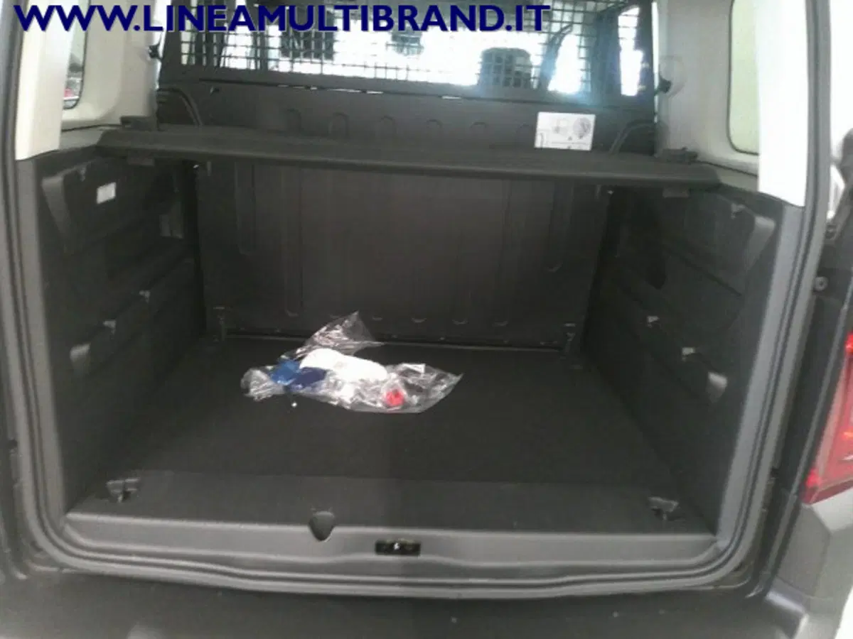 Citroen Berlingo nuova a Piacenza (12)