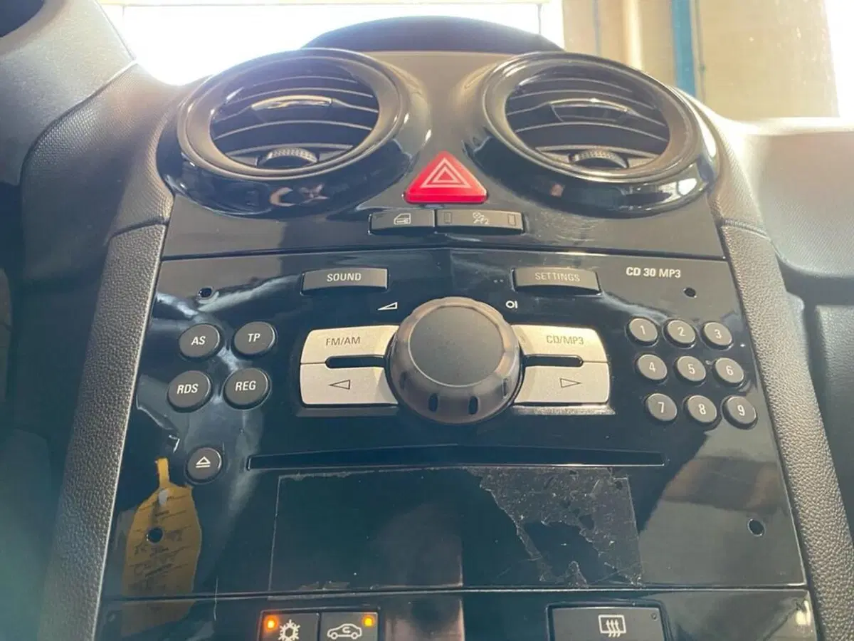 Opel Corsa usata a Torino (10)