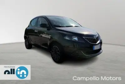 Lancia Ypsilon 1.0 FireFly 5 porte S&amp;S Hybrid Gold Plus del 2022 usata a Venezia