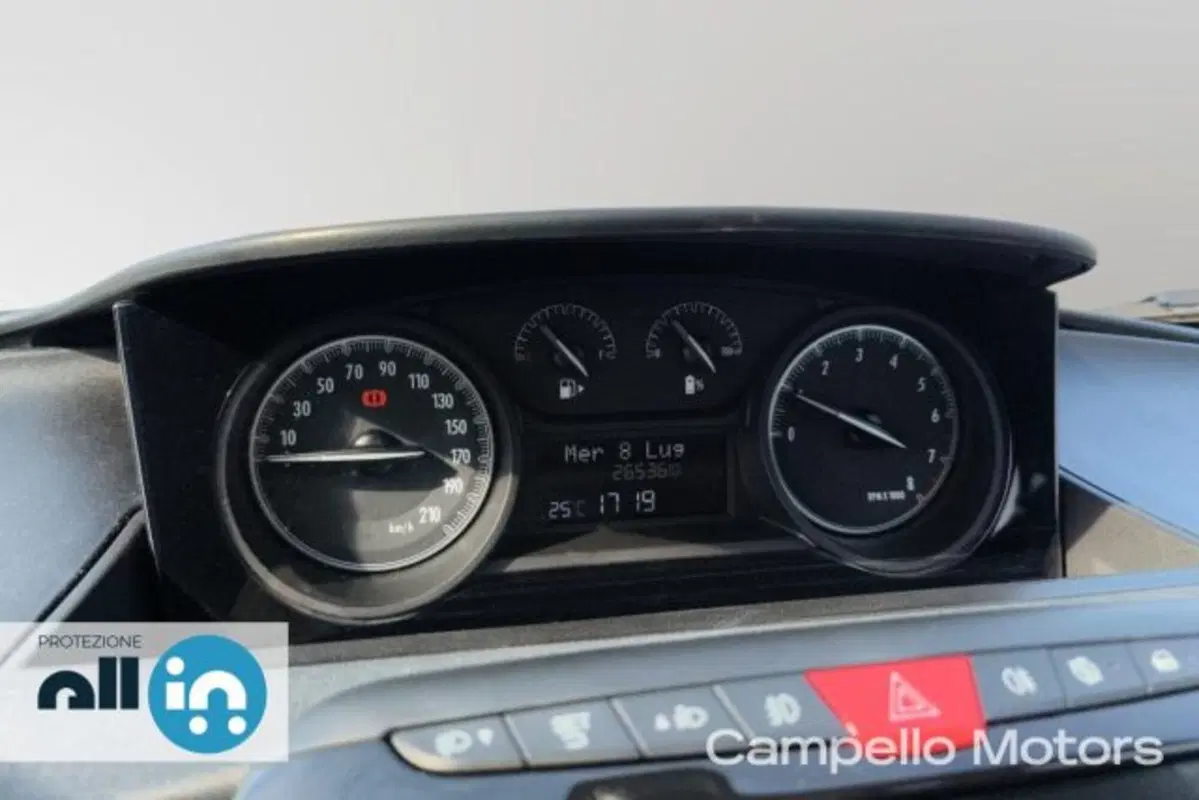 Lancia Ypsilon usata a Venezia (9)
