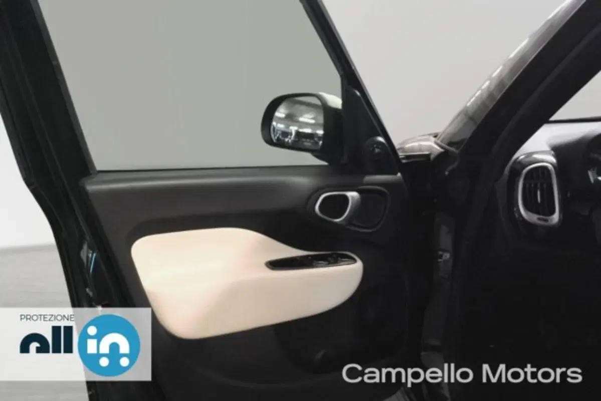 Fiat 500L usata a Venezia (12)