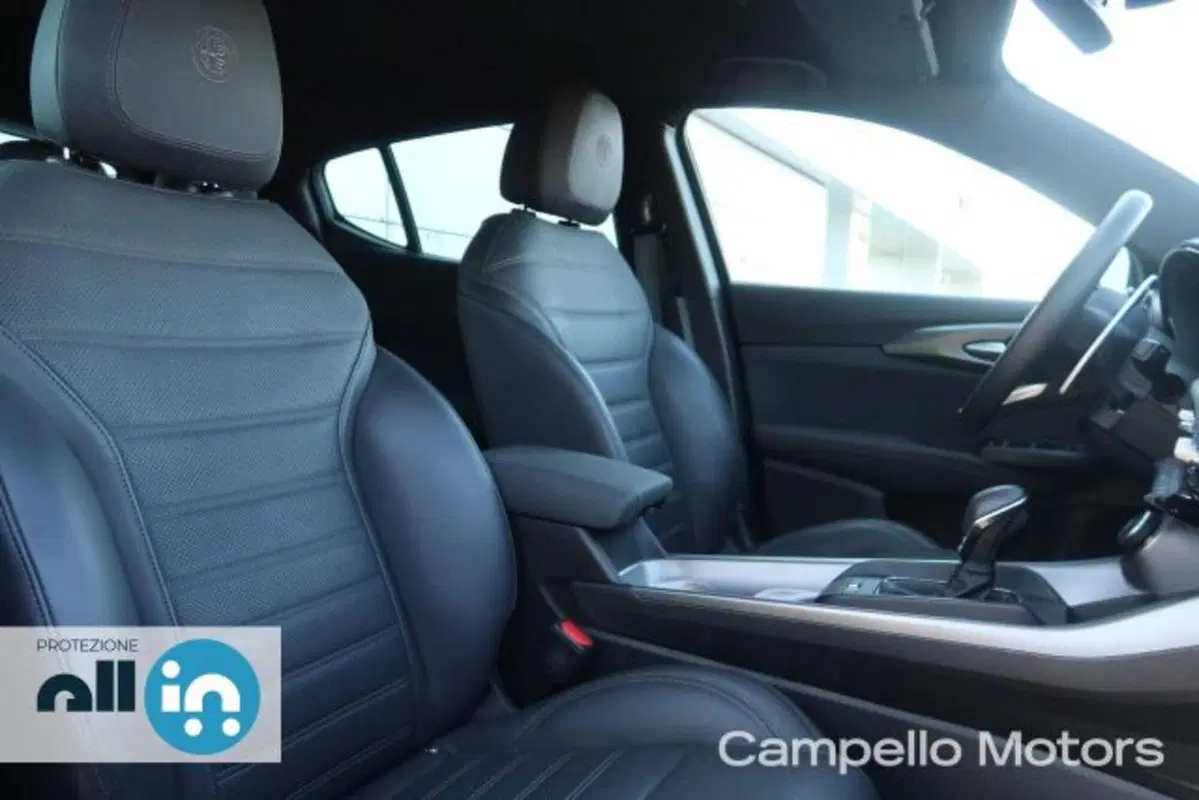 Alfa Romeo Tonale usata a Venezia (16)