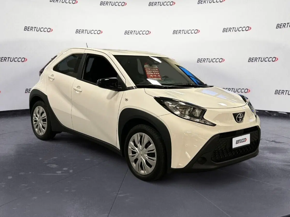 Toyota Aygo X usata a Verona