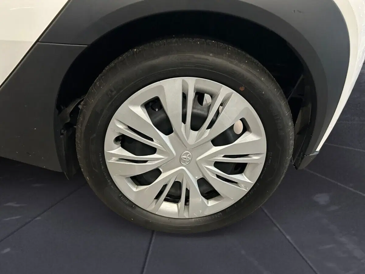 Toyota Aygo X usata a Verona (6)