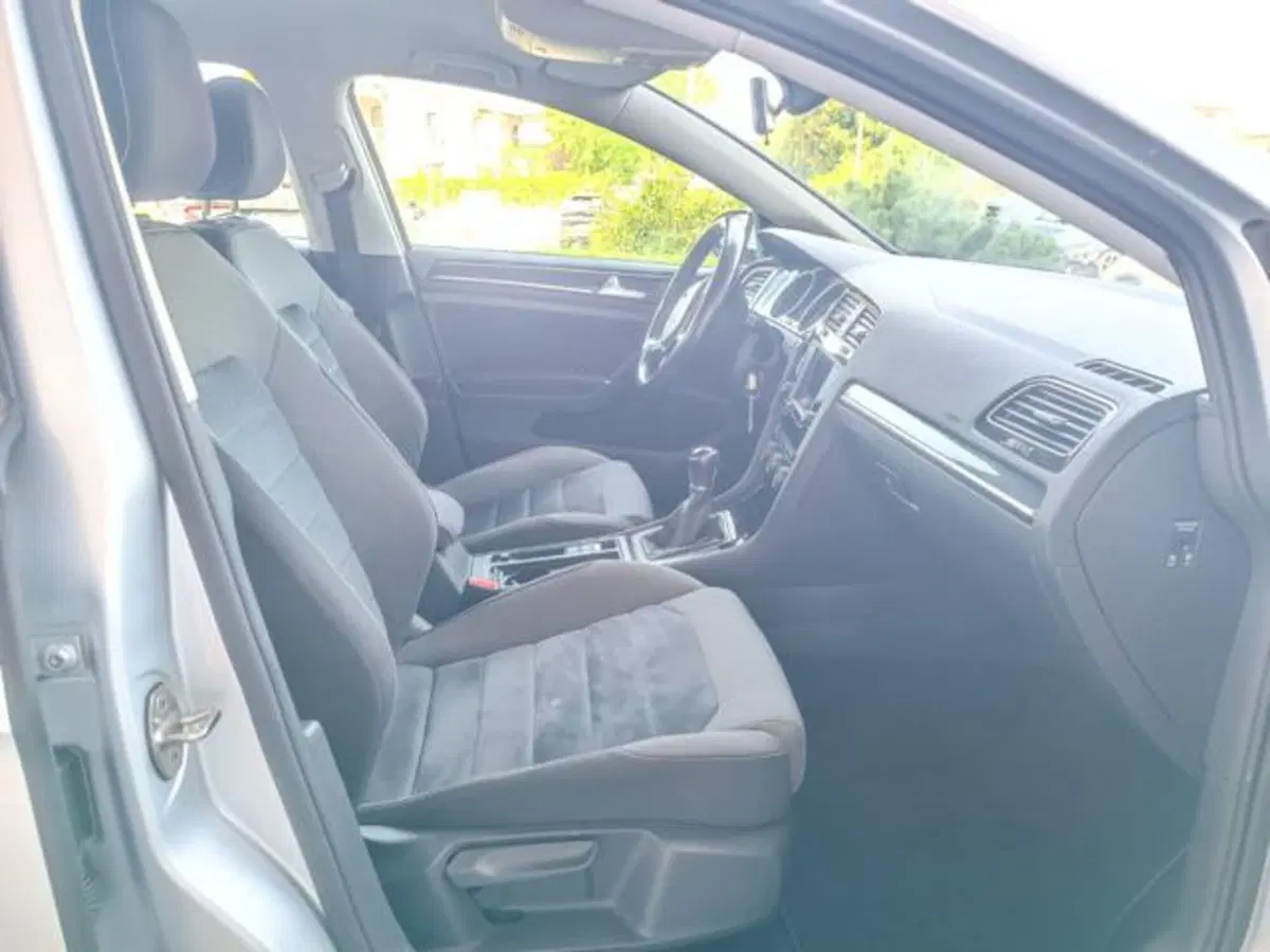 Volkswagen Golf usata a Pisa (12)