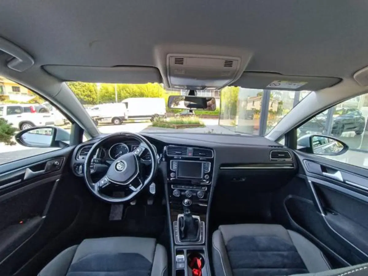 Volkswagen Golf usata a Pisa (4)