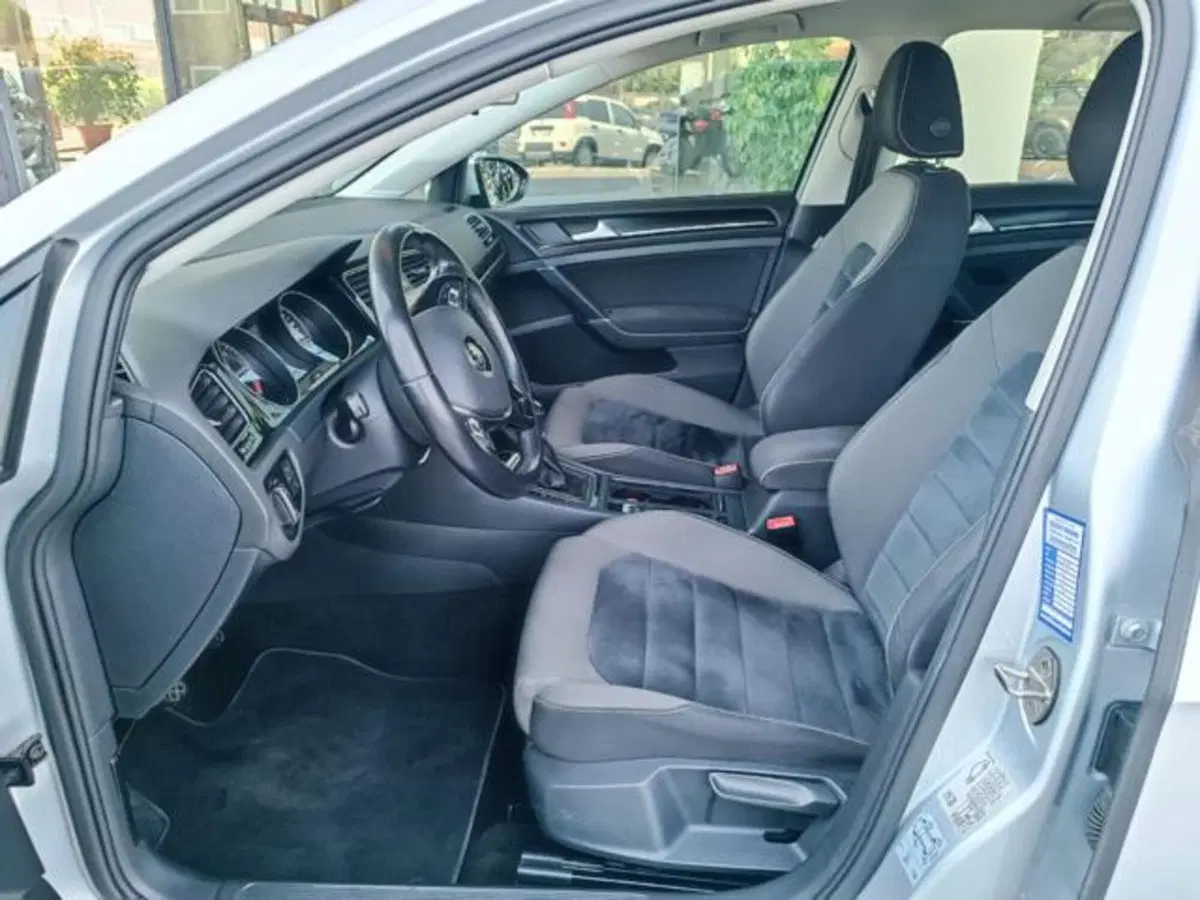 Volkswagen Golf usata a Pisa (7)