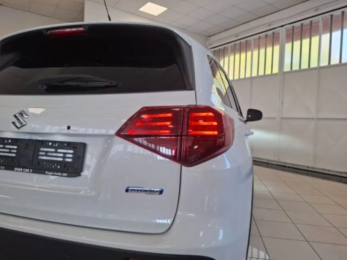Suzuki Vitara nuova a Reggio Emilia (19)