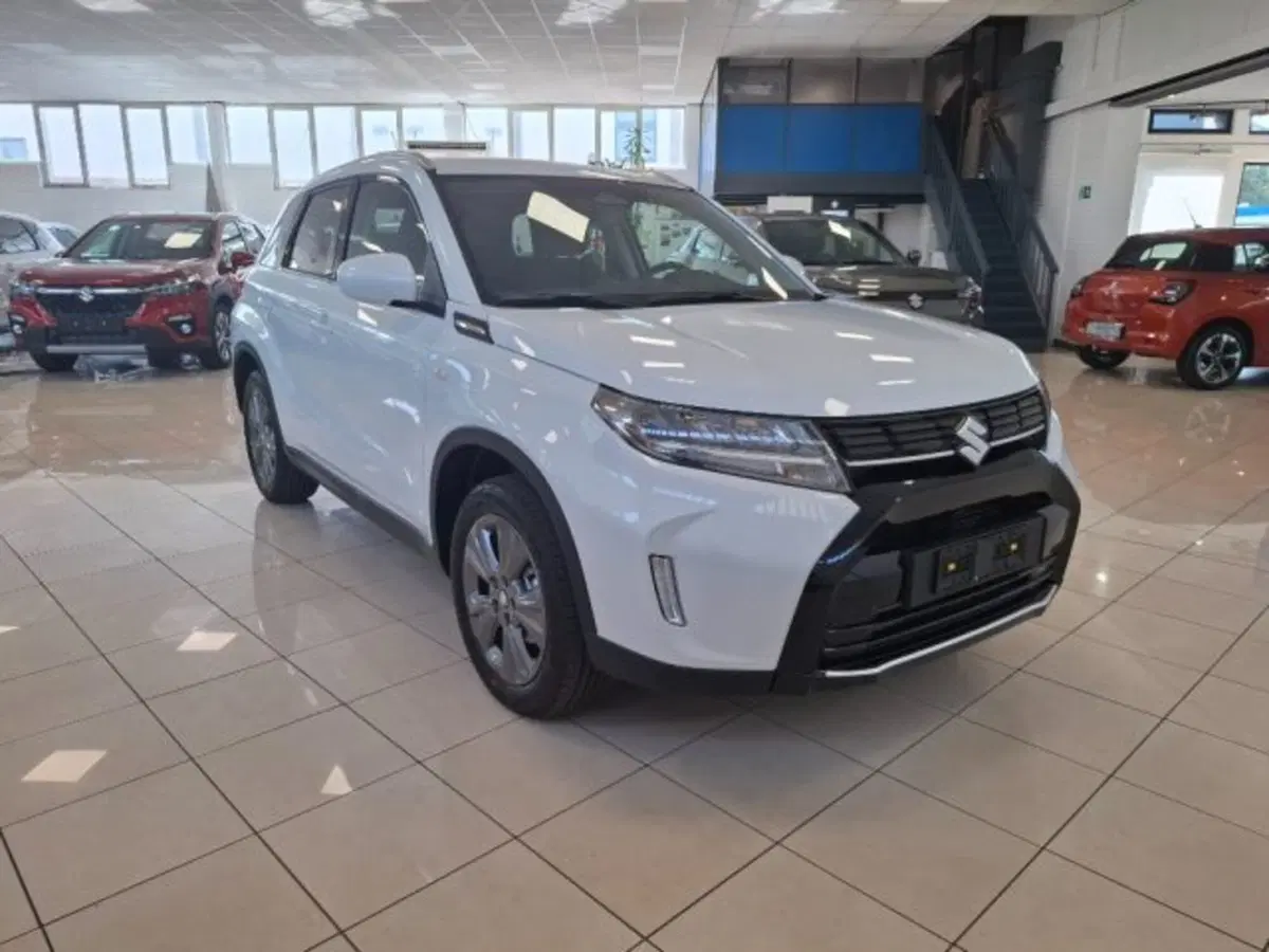 Suzuki Vitara nuova a Reggio Emilia (7)