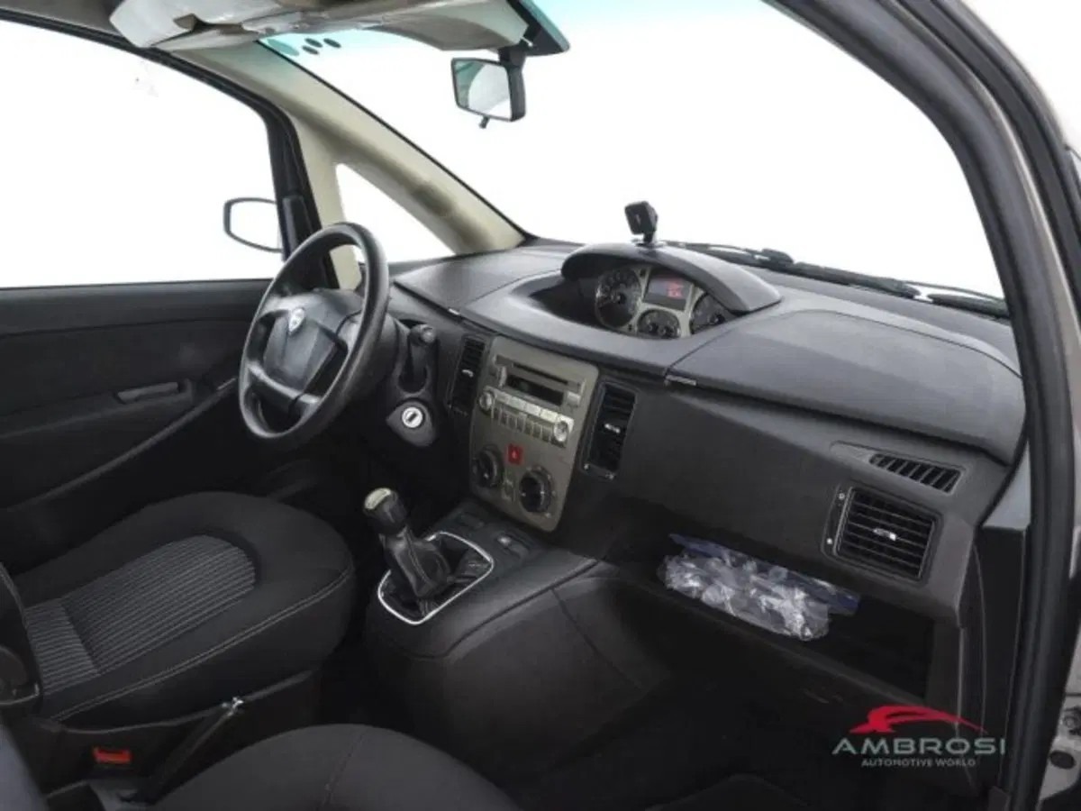 Lancia Musa usata a Perugia (12)