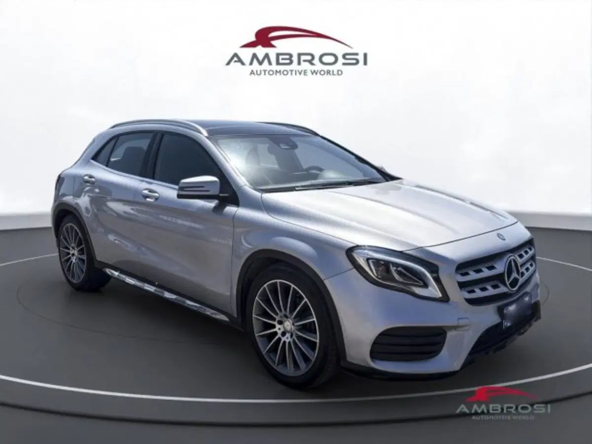 Mercedes-Benz GLA SUV usata a Perugia (2)