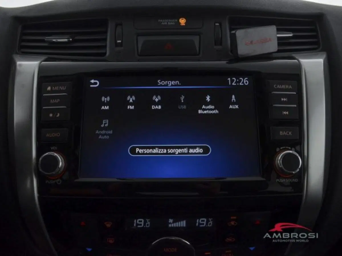 Nissan Navara usata a Perugia (15)