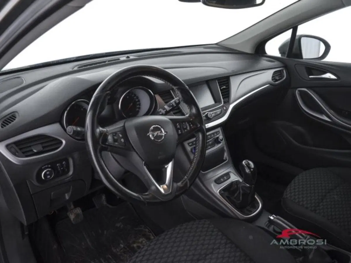 Opel Astra Station Wagon usata a Perugia (8)