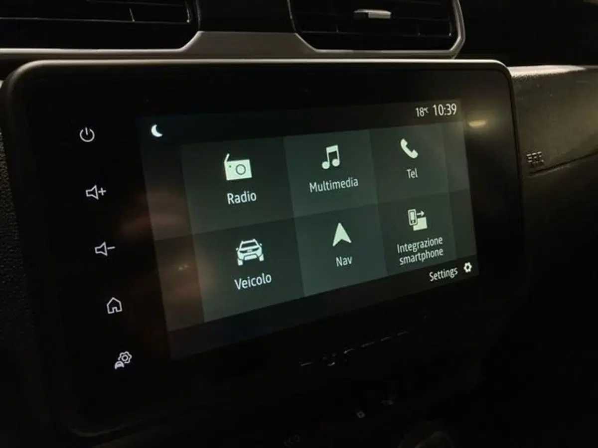 Dacia Duster usata a Como (14)