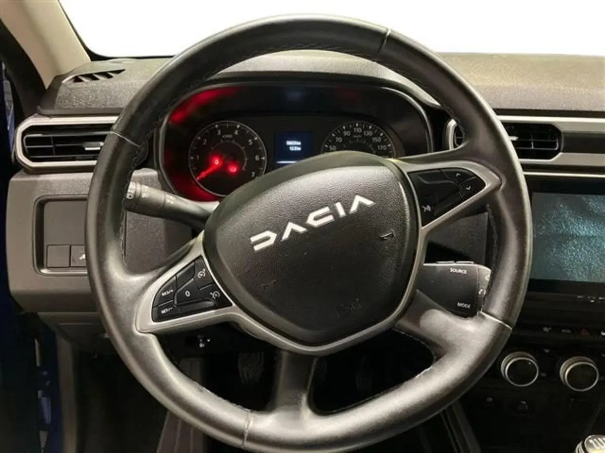 Dacia Duster usata a Como (16)
