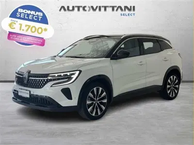 Renault Austral 1.3 mild hybrid Techno 160cv auto del 2023 usata a Como