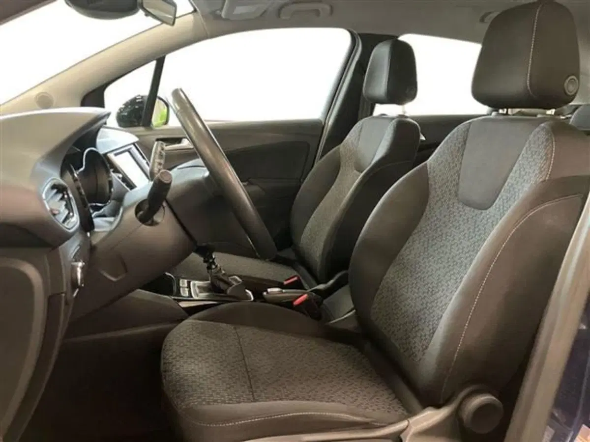Opel Crossland usata a Como (11)