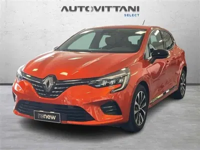 Renault Clio TCe 90 CV 5 porte Intens del 2021 usata a Como