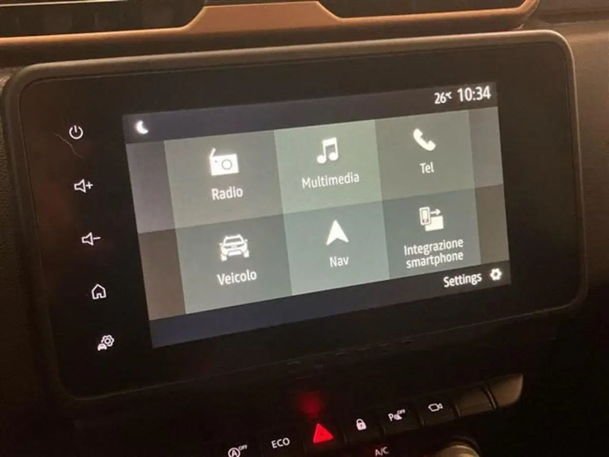 Dacia Duster usata a Como (13)