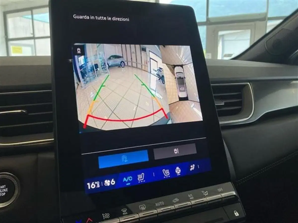 Renault Symbioz usata a Como (14)