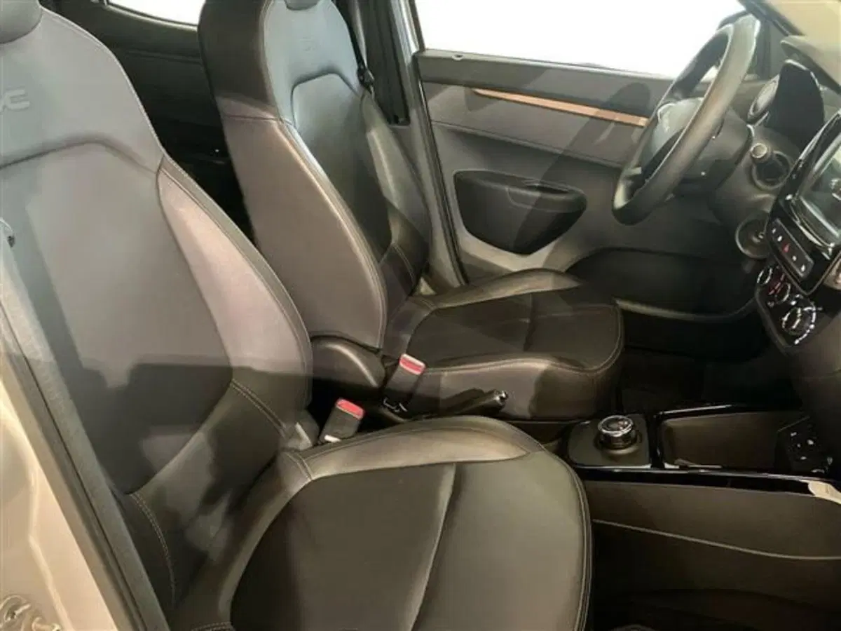 Dacia Spring usata a Como (11)