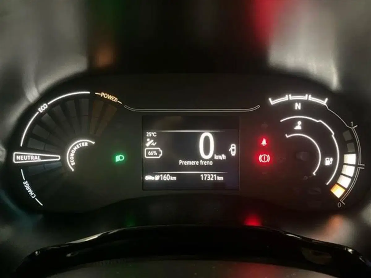 Dacia Spring usata a Como (15)