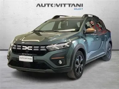 Dacia Sandero Stepway 1.0 tce Extreme Up 110cv del 2023 usata a Como