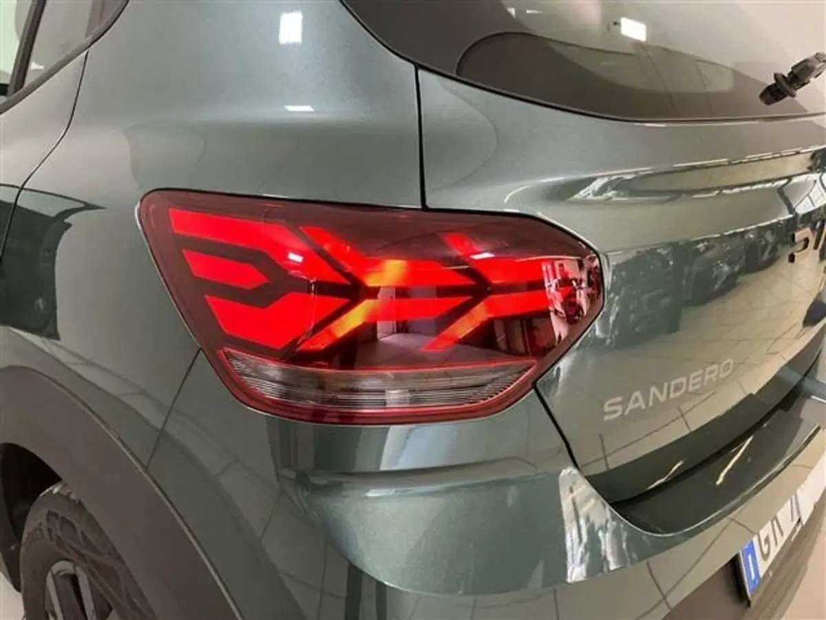 Dacia Sandero Stepway usata a Como (7)