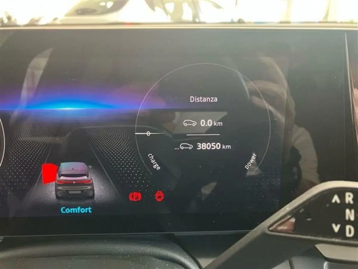 Renault Megane E-Tech Electric usata a Como (19)