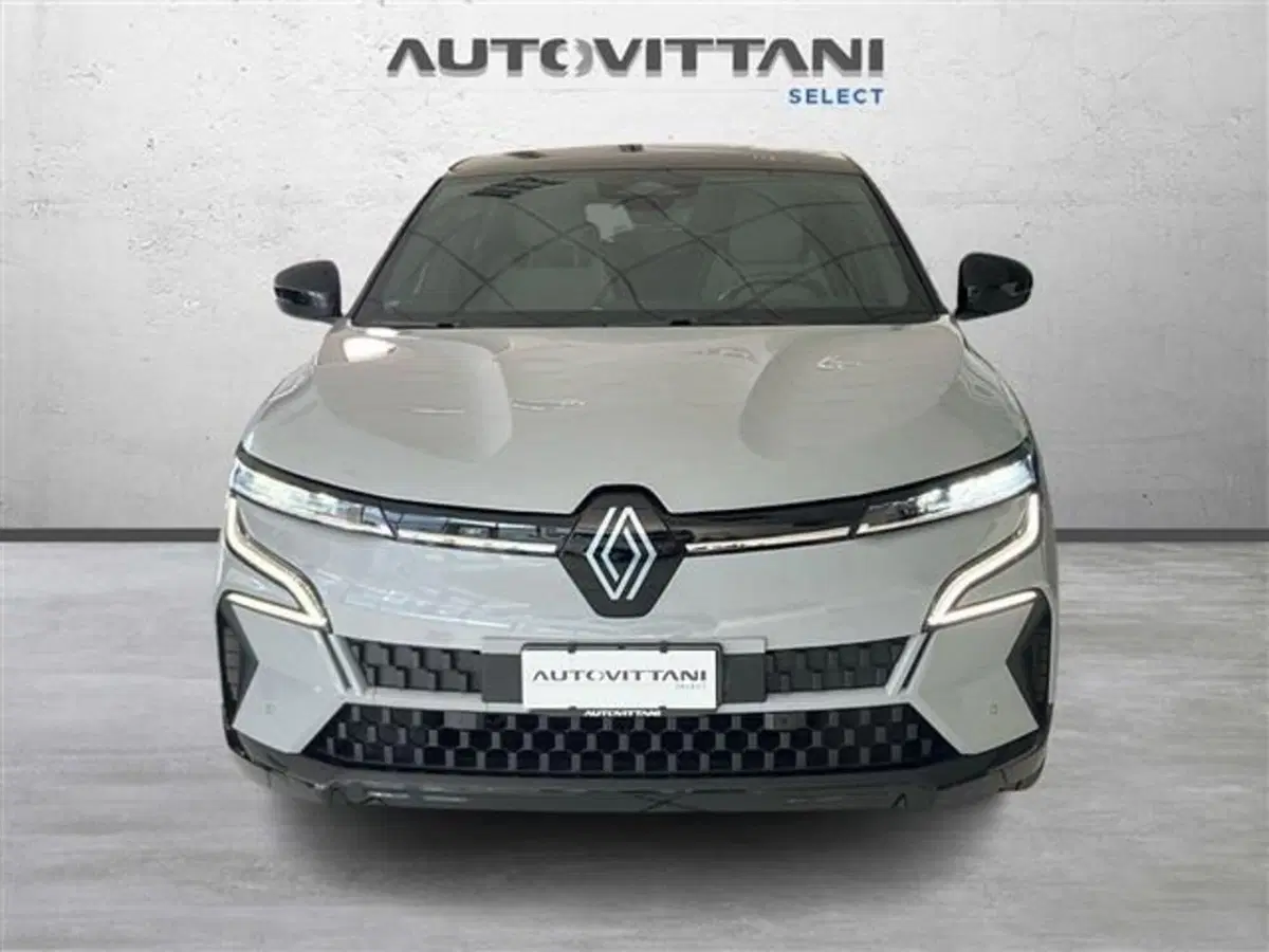 Renault Megane E-Tech Electric usata a Como (2)