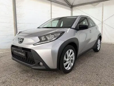 Toyota Aygo X 1.0 Active 72cv s-cvt del 2022 usata a Monza